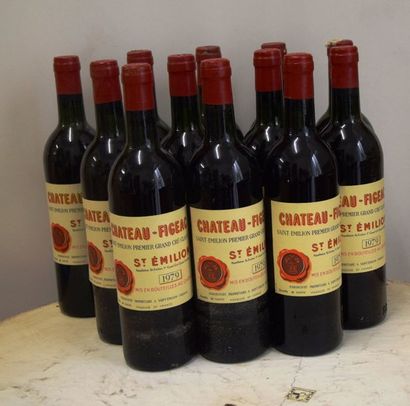 null 12 bouteilles CH. FIGEAC, 1° Grand Cru St-Emilion 1979 (3 TLB, 4 LB, 4 MB, 2...