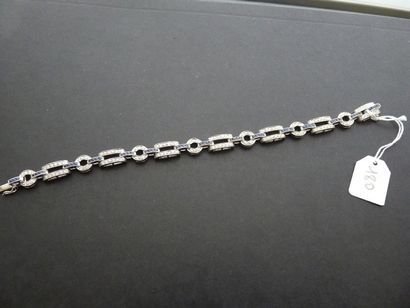 null Bracelet en or gris 18K (750/oo) composé de maillons ronds et rectangulaires...