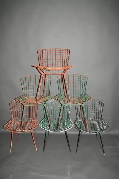 null Lot de 6 chaises en fer style "Bertoia"