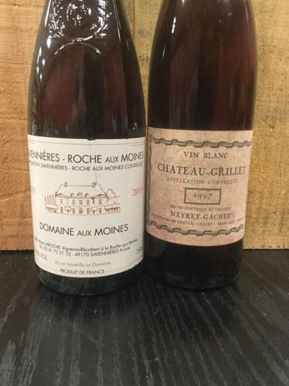 Lot : Cht Grillet, 1997 + Domaines Roche...