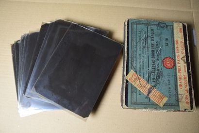 null Boîte cartonnage (vide) de plaque Gelatino-bromure d'argent, 13 x 18, Louis...
