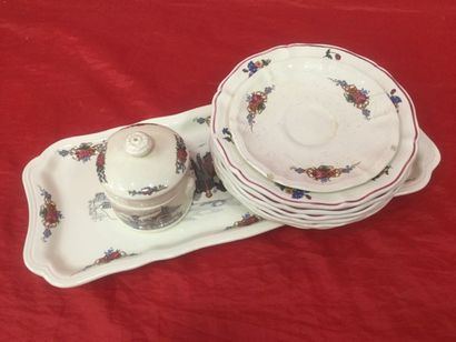 LOT Un Plat à cake, 6 assiettes et 1 pot ( OBERNAI Faîencerie Sarguemines)