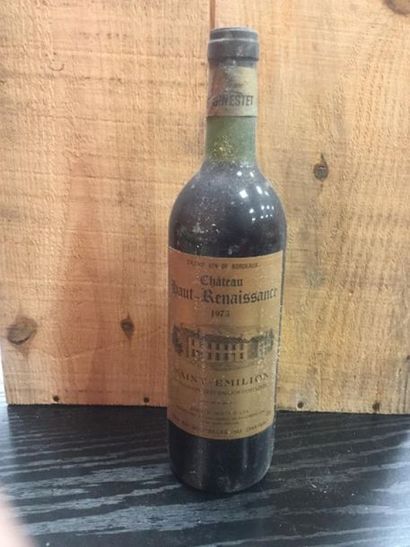 null 10 Château Haut Renaissance Saint Emilion 1975 (2 bt mi-épaule et 8 bt haute...