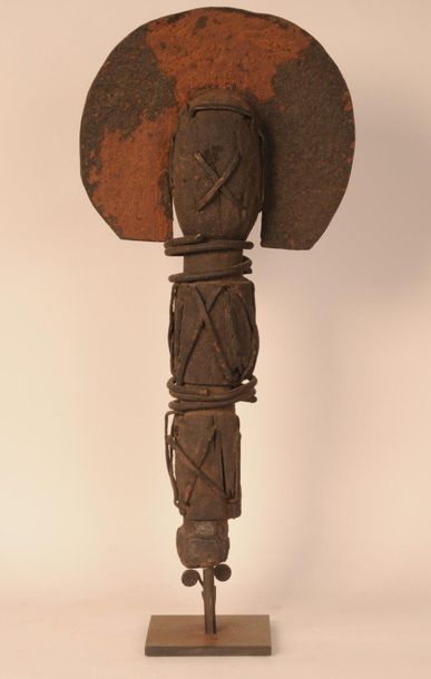 null OFO ANAM (Nigeria Anambra River) Hauteur 65 cm



Ancien Fétiche asexué, décoré...