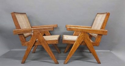  JEANNERET Pierre (1896-1967), Paire de fauteuils modèle dit "Cane and teak wood...