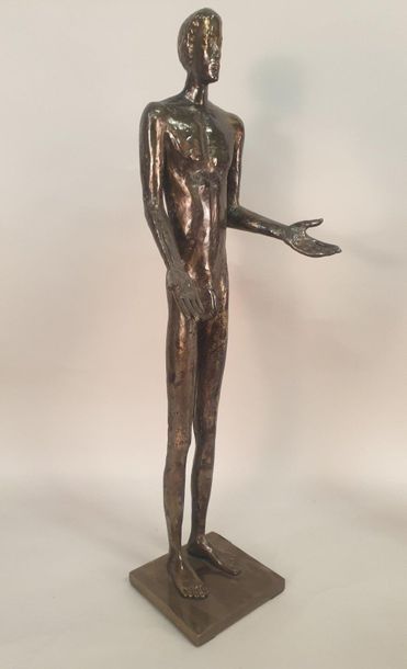 null Milutin MRATINKOVIC, "Voyageur", Sculpture en inox patiné, H : 69 cm.