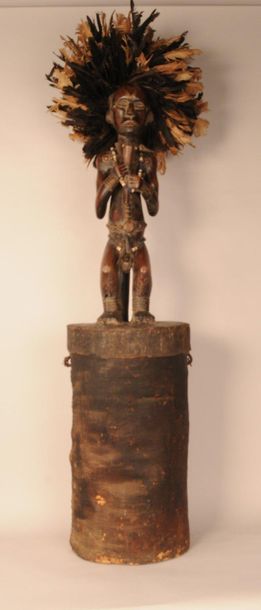 null FANG N'GUMBA (Sud CAMEROUN GUINÉE EQUATO) Hauteur 160 cm 



Figure d'ancêtre...