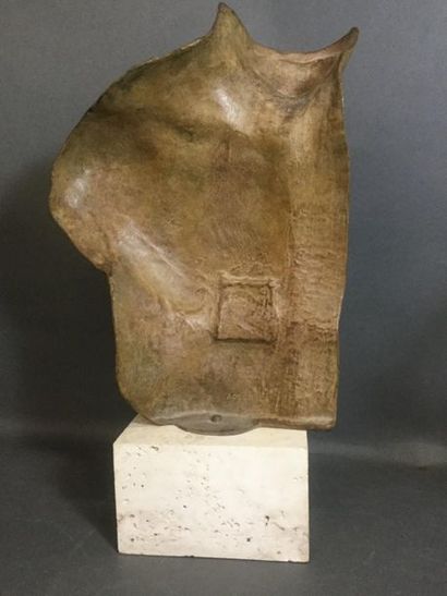 null MITORAJ Igor (1944-2014), buste d'Asclépios, sculpture en bronze à patine ocre,...