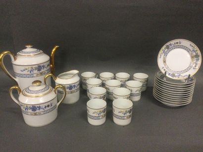 null JAMMET-SEIGNOLLES Limoges France, service a café en porcelaine décor MING BLEU...