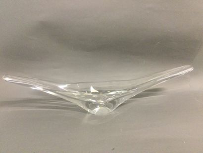null SCHNEIDER coupe en cristal forme oblongue .dim 69 cm h 16 cm