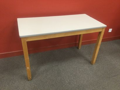 null 10 TABLES 120 x 60