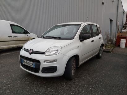 null FIAT modèle PANDA année 2017, 45000km avec carte grise, ct ...