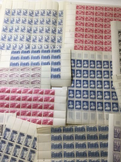 null Lot de planches de timbres français neuf, periode milieu du XXème.