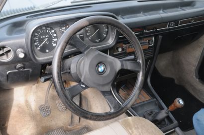 null BMW 30 SI de 1973 53000 kilomètres au compteur. Moteur Essence 6 cylindres 3.0L...