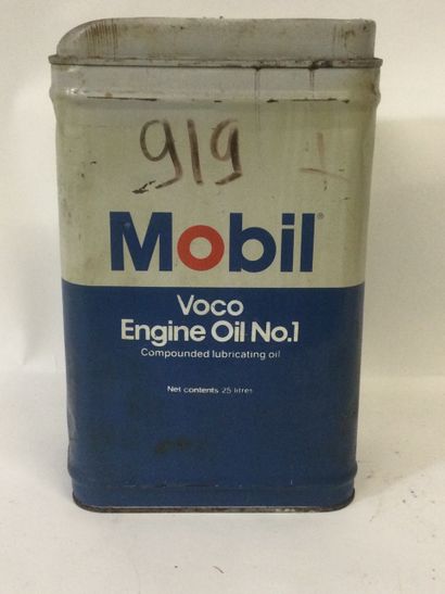 Grand BIDON d'huile pour la marque MOBIL,...