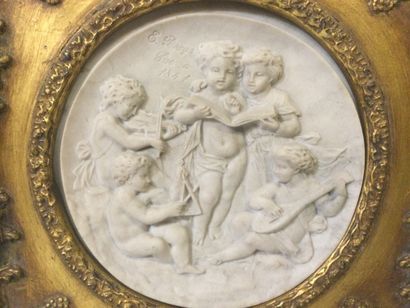 null After Enrico BRAGA (1841-1919), alabaster medallion carved in low relief representing...