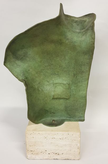 null MITORAJ Igor (1944-2014), buste d'Asclépios, sculpture en bronze à patine verte,...