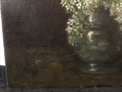 null P. DUHARD (fin XIXème/début XXème), Bouquet de Lilas dans un vase, HST, SBG,...