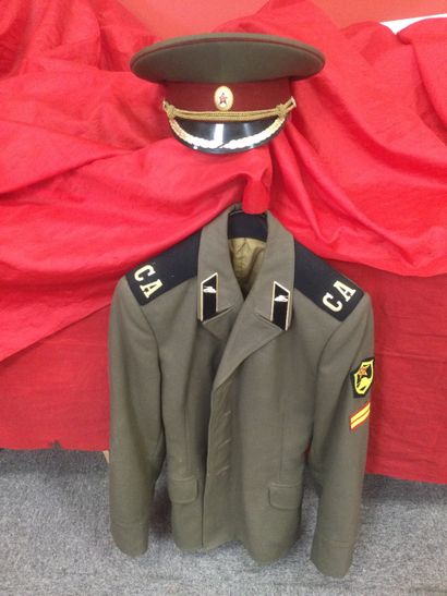 1 jacket and kepi of the Russian army