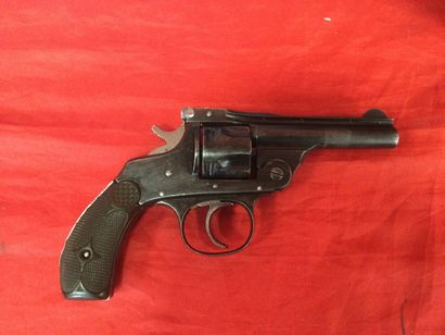 null 1 revolver HOPKINS and ALLEN cal 32sw ( cat D free sale to major )