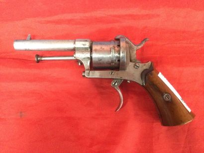 Revolver 7 mm with pins