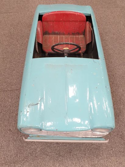  Child pedal car in sheet metal reproducing Peugeot 204