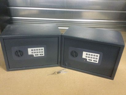 2 small SECURITY BOXES with key and electronic...