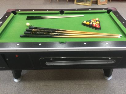  RENE PIERRE REGENT 50 American billiard table, size : 1,90 m x 1,10 m, height :...