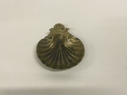 null ancien CENDRIER VIDE POCHE coquille en bronze doré 14,5 x 12