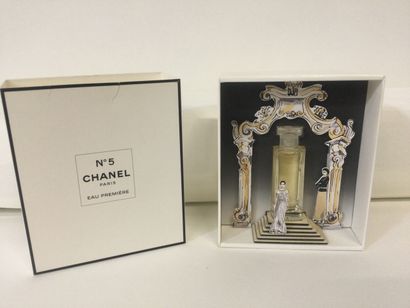 null Collection de 19 miniatures de parfum pour la marque CHANEL toutes en boites...