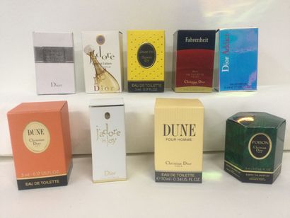 null Collection d'environ 38 miniatures de parfum : Dior, Mugler, Yves St Laurent,...