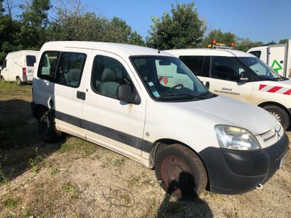 null CITROEN BERLINGO de 2005 Moteur essence non roulant