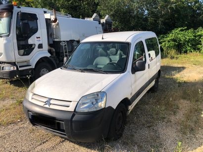 null CITROEN BERLINGO de 2005 Moteur essence non roulant