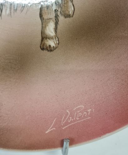 null LONGWY, Coupe " portrait de chien", Prototype signé Louis Valenti, Sans marque,...