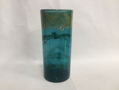 null Dans le goût de LEGRAS Vase en verre à décor émaillé et peint d'un soleil couchant...