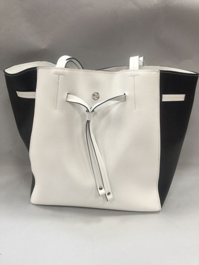  Texier, sac à mains porté épaule, en cuir noir et blanc, ht. 29 cm