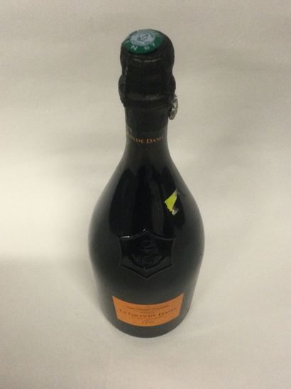 null 
Une Bouteille de Champagne VEUVE CLIQUOT PONSARDIN- LA GRANDE DAME - 1996 (niveau...