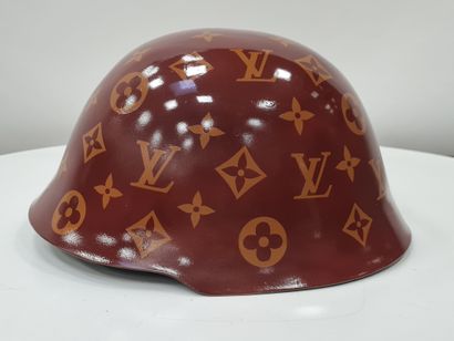 null TIS (XXth/XIXth artist), "PEACE OF ART" Collection, "LOUIS VUITTON" helmet,...