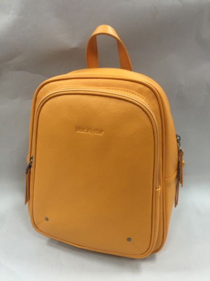 null Mac Alyster, sac à dos en cuir jaune, ht. 28 cm