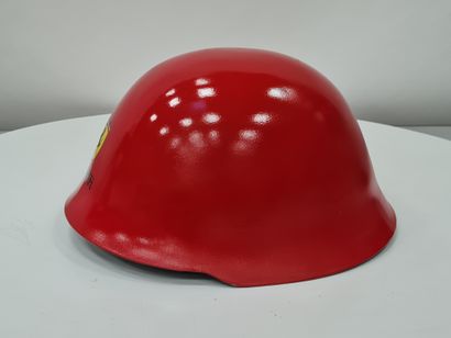 null TIS (Artiste XXème/XIXème), Collection "PEACE OF ART", casque "FERRARI", Casque...