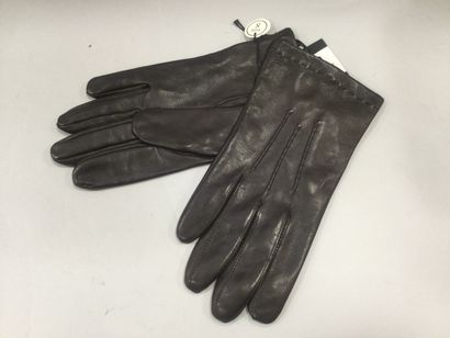 null Paire de gants en cuir marron, taille 8