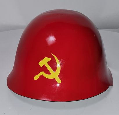 null TIS (XXth/XIXth artist), "PEACE OF ART" Collection, "USSR" helmet, reconditioned...