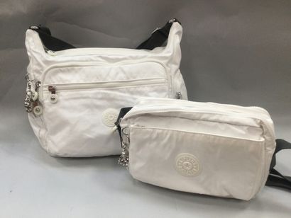 null Kipling, ensemble deux sacs porté bandoulière en toile, blanc, ht. 30 cm et...
