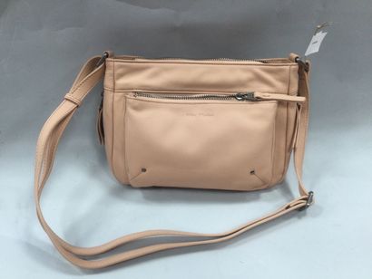 null Mac Alyster, sac à mains porté bandoulière en cuir rose, ht. 18 cm