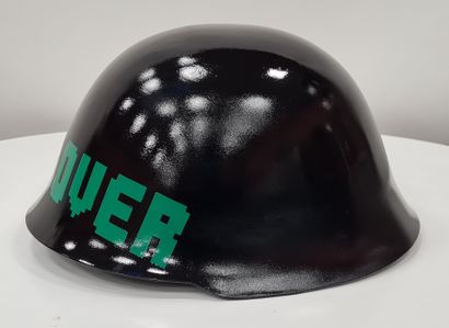 null TIS (XXth/XIXth artist), "PEACE OF ART" Collection, "GAME OVER" helmet, reconditioned...