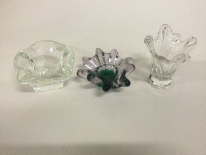 null lot 2 cendriers et 1 petit vase en cristal