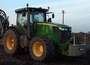 Tracteur agricole JOHN DEERE 7230 R, 230...