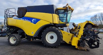 null Moissonneuse batteuse NEW HOLLAND CR 980V, année 2004, 455 Ch., 2348 heures...