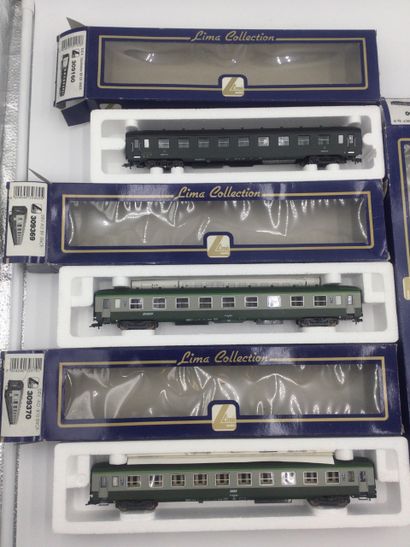 null LIMA, échelle HO lot de 5 wagons SNCF modèles 309160, 309369, 309370 et 309102...