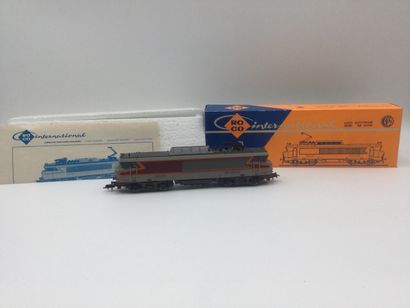 null ROCO, échelle HO, Locomotive électrique SNCF modèle BB15046, référence : 04193S

En...